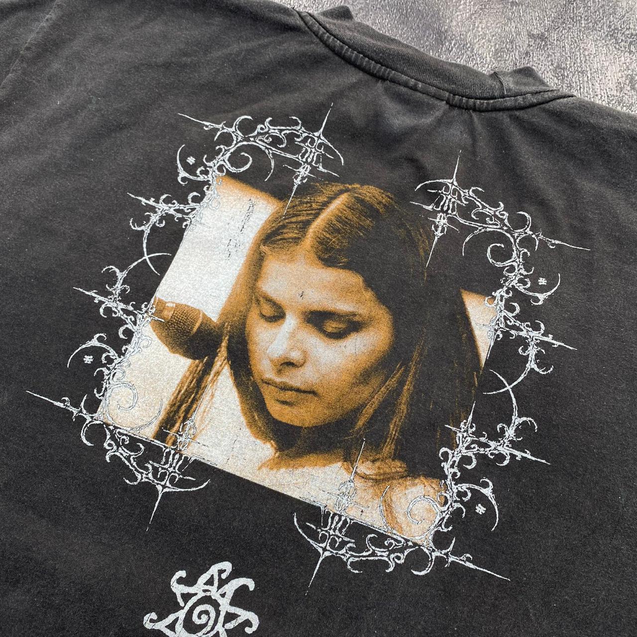 t shirt